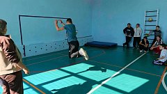 Школьники сдают нормы ГТО