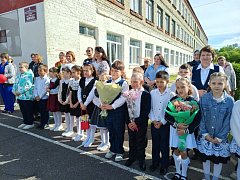 Прозвенел Последний школьный звонок