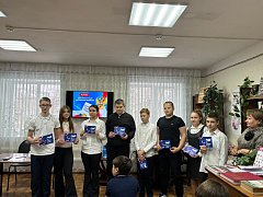 Юным самойловцам вручили главный документ - паспорт