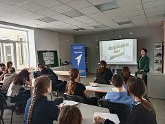 Ученики Самойловской средней школы стали участниками «Академии дорожного движения»