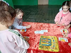 Для сельской детворы работники культуры провели игровую программу