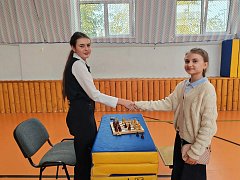 Шахматные баталии прошли в Самойловском районе
