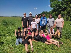 Школьники сходили в поход на природу
