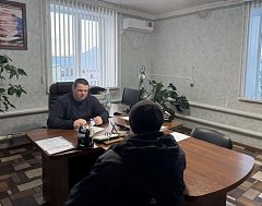 В Святославке представители органов местного самоуправления провели приемы граждан