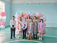 Полтавские школьники попрощались с начальной школой