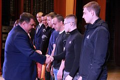 «Святое дело –  Родине служить», -