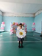 Полтавские школьники попрощались с начальной школой