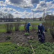 В Красавском МО прошли субботники, приуроченные к Году единства народов России