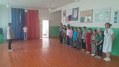 В с. Благовещенке возложили цветы у памятника героям-землякам