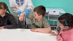 «Солнышко» учится спасать: урок первой помощи в летнем лагере!