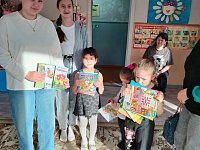 Волонтёры из отряда «Парус надежды» навестили дошкольников