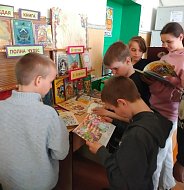 Школьники читали сказки народов России